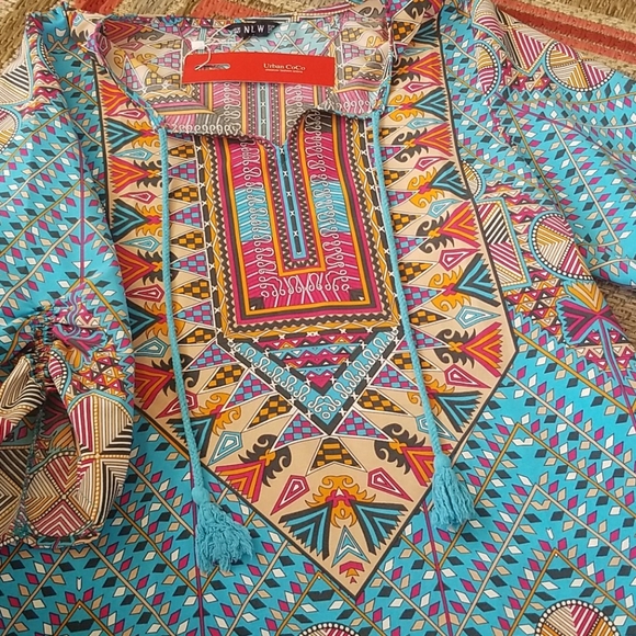 Multi colored tunic - Picture 3 of 3